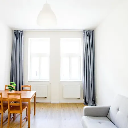 Hotel apartamentowy Churchill